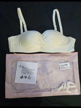 Cream Convertible Strapless Bra